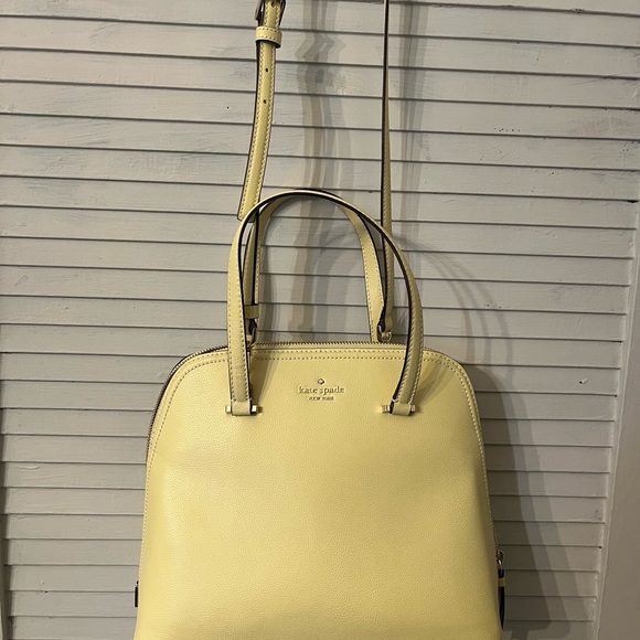 ♠️Kate Spade purse yellow Satchel. Used once. - Picture 4 of 5